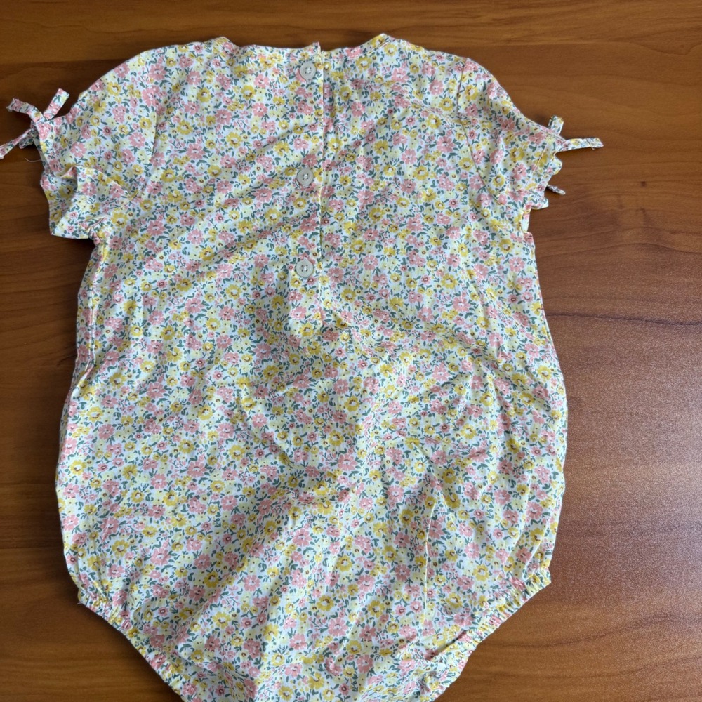 SALE OshKosh B'gosh Baby Girl 12m Floral Bubble Romper Short Sleeve Tie Sleeve - Picture 6 of 7